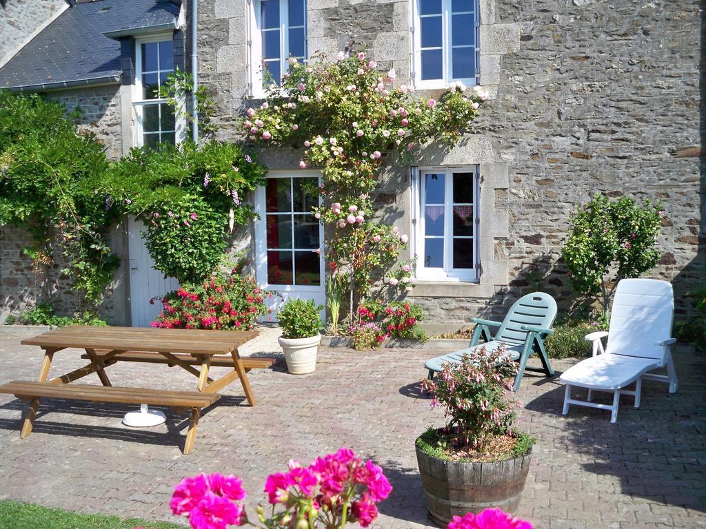 Gite De La Caminais Pleurtuit Zimmer foto